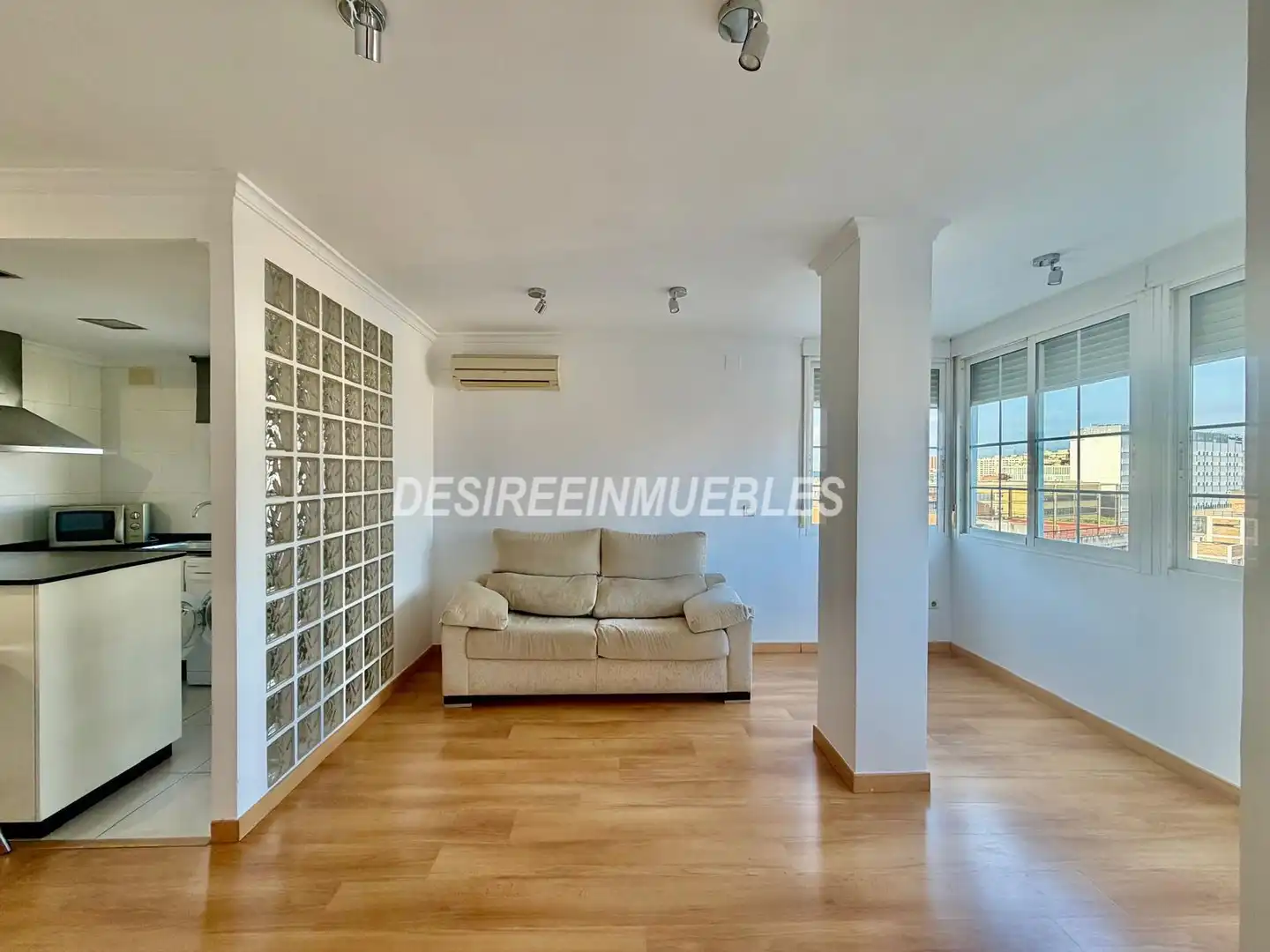 Flat with lift to rent in Carrer de Xàbia, imagen 3