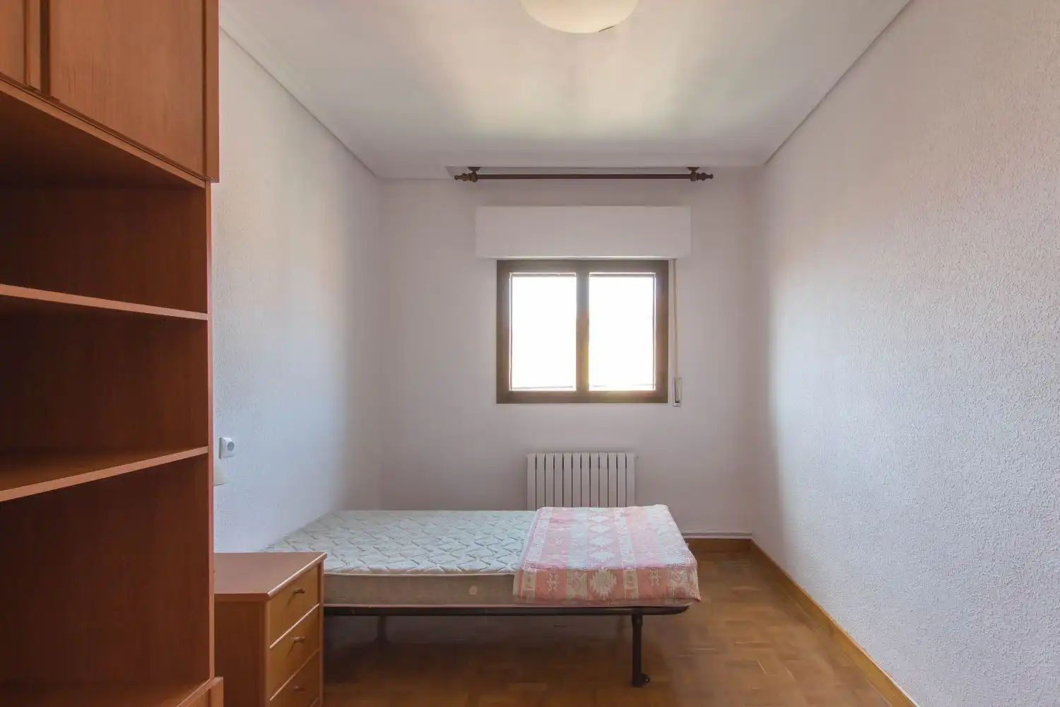 Flat for rent in Monte Alaitz, Milagrosa
