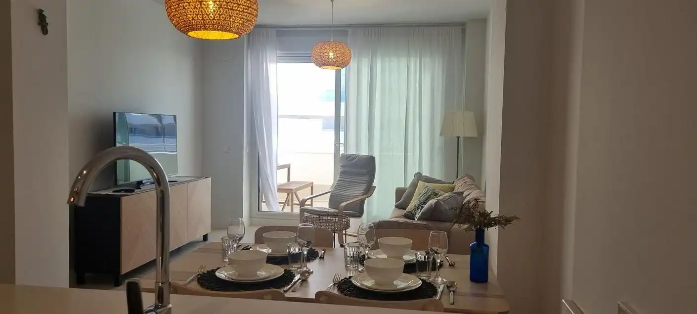 Menjador de Apartament de lloguer en Vélez-Málaga amb Aire condicionat, Calefacció i Terrassa