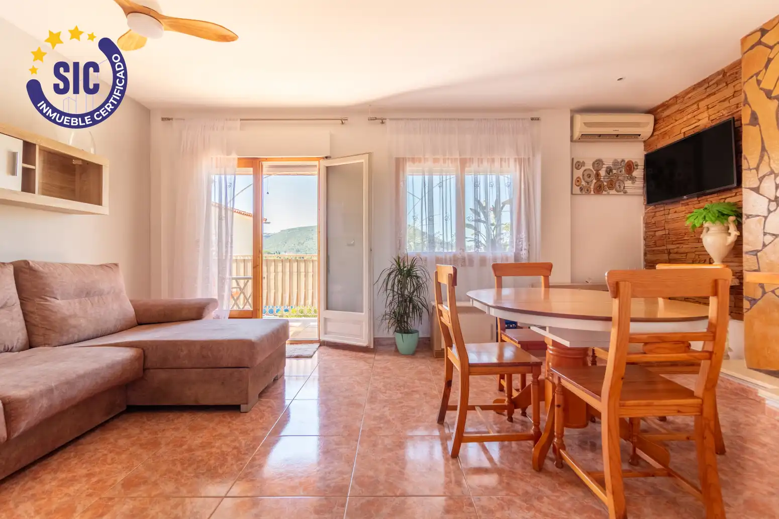 Sala d'estar de Pis en venda en Dénia amb Aire condicionat, Jardí privat i Terrassa