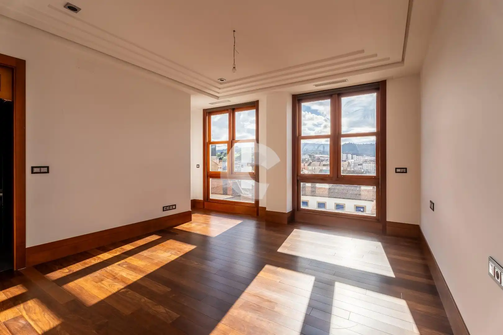 Living room of Flat for sale in Ourense Capital   with Heating, Parquet flooring and Storage room