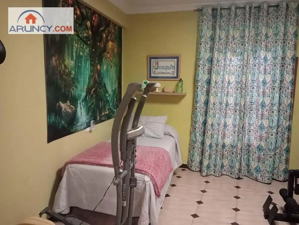 Habitación de Casa o chalet en venta en Sevilla con Calefacción, Terraza y Trastero