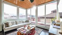 Living room of Duplex to rent in  Madrid Capital  with Air Conditioner, Heating and Parquet flooring