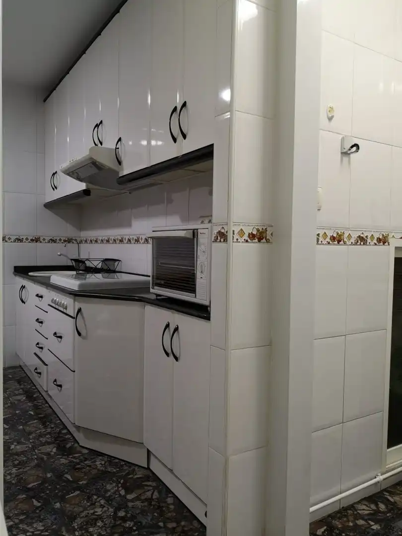 Küche von Wohnung zur Miete in Murcia mit Heizung, Abstellraum und Möbliert