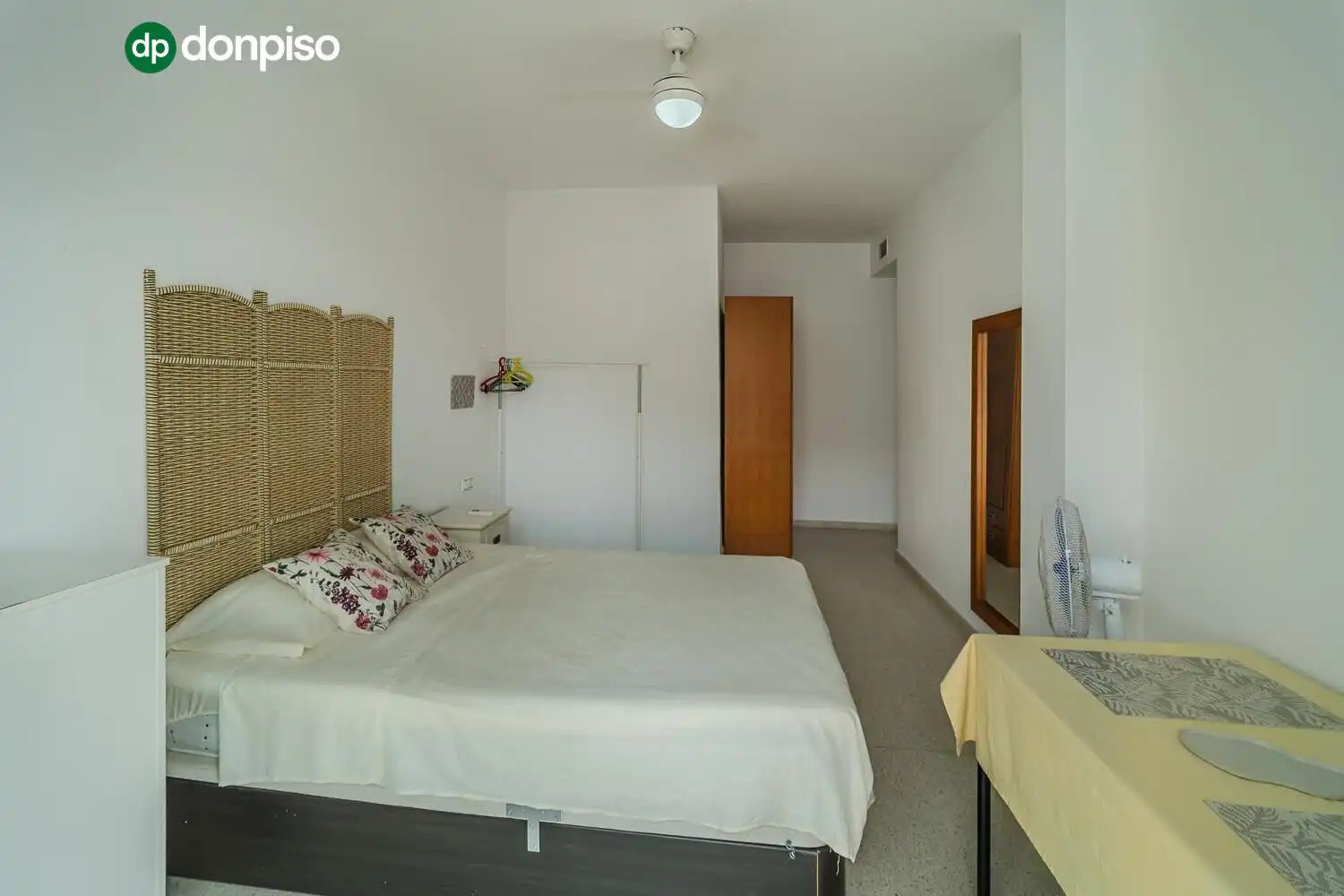 Bedroom of Flat for sale in Castell de Ferro