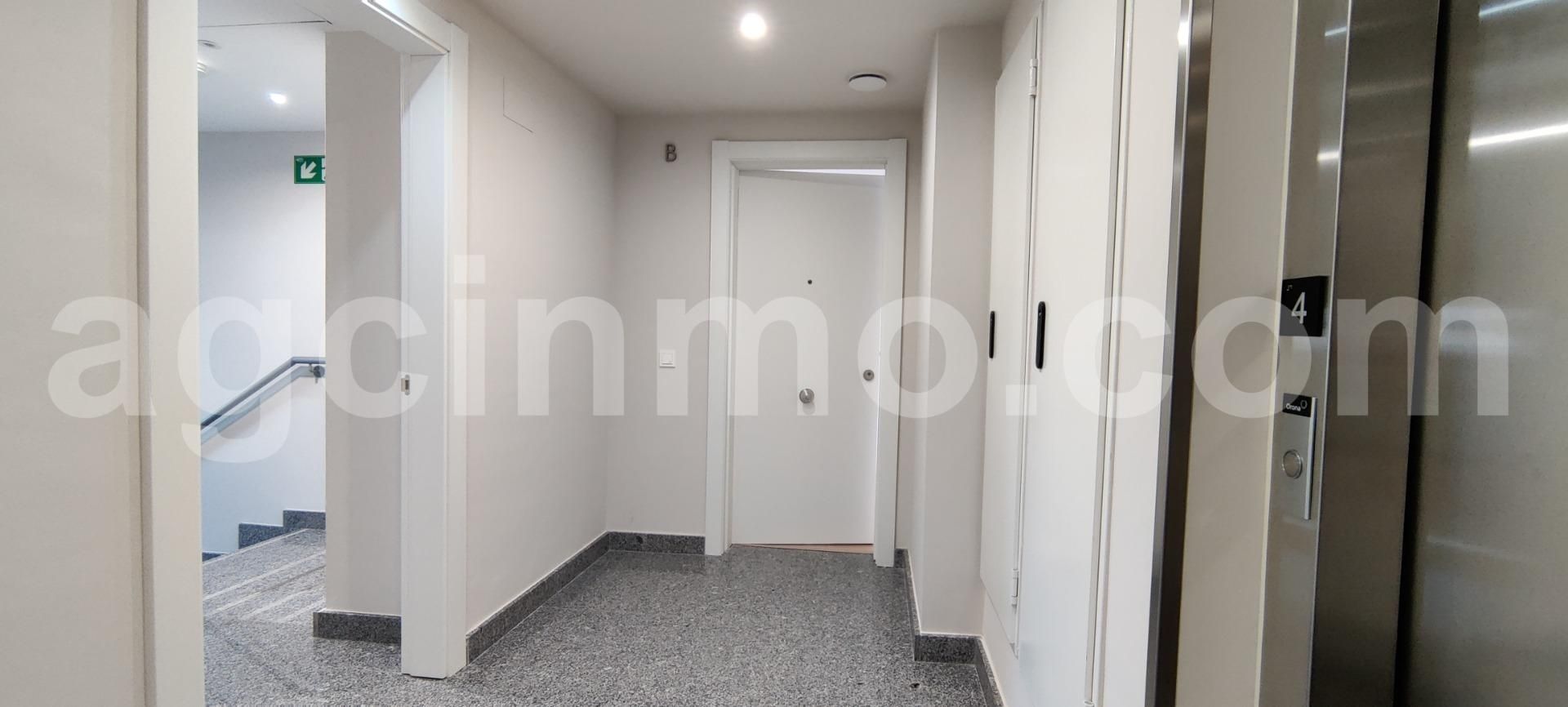 Flat for sale in Valladolid Capital  with Terrace, Storage room and Community pool