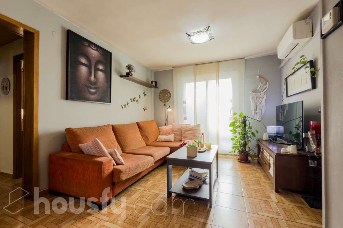 Living room of Flat for sale in  Barcelona Capital  with Air Conditioner, Heating and Terrace