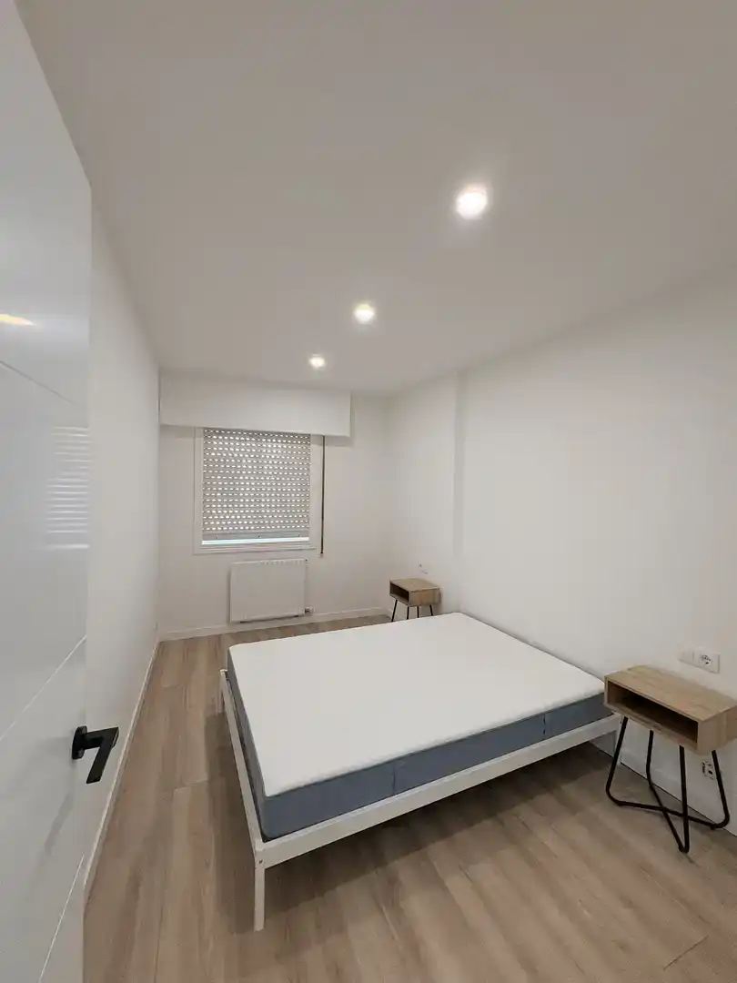 Bedroom of Flat for rent in Arteixo  with Parquet flooring, Storage room and Furnished