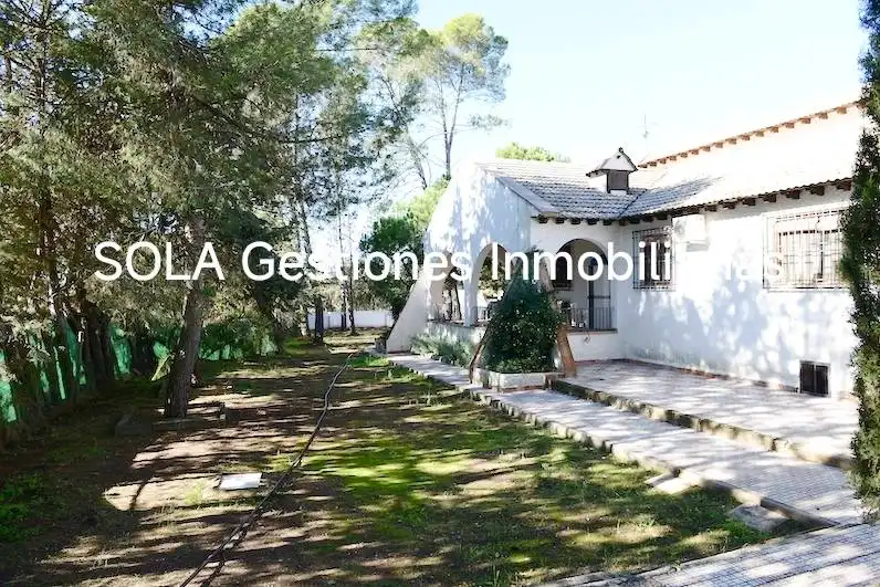 Xalet amb piscina en venda a Torreperogil, imagen 9