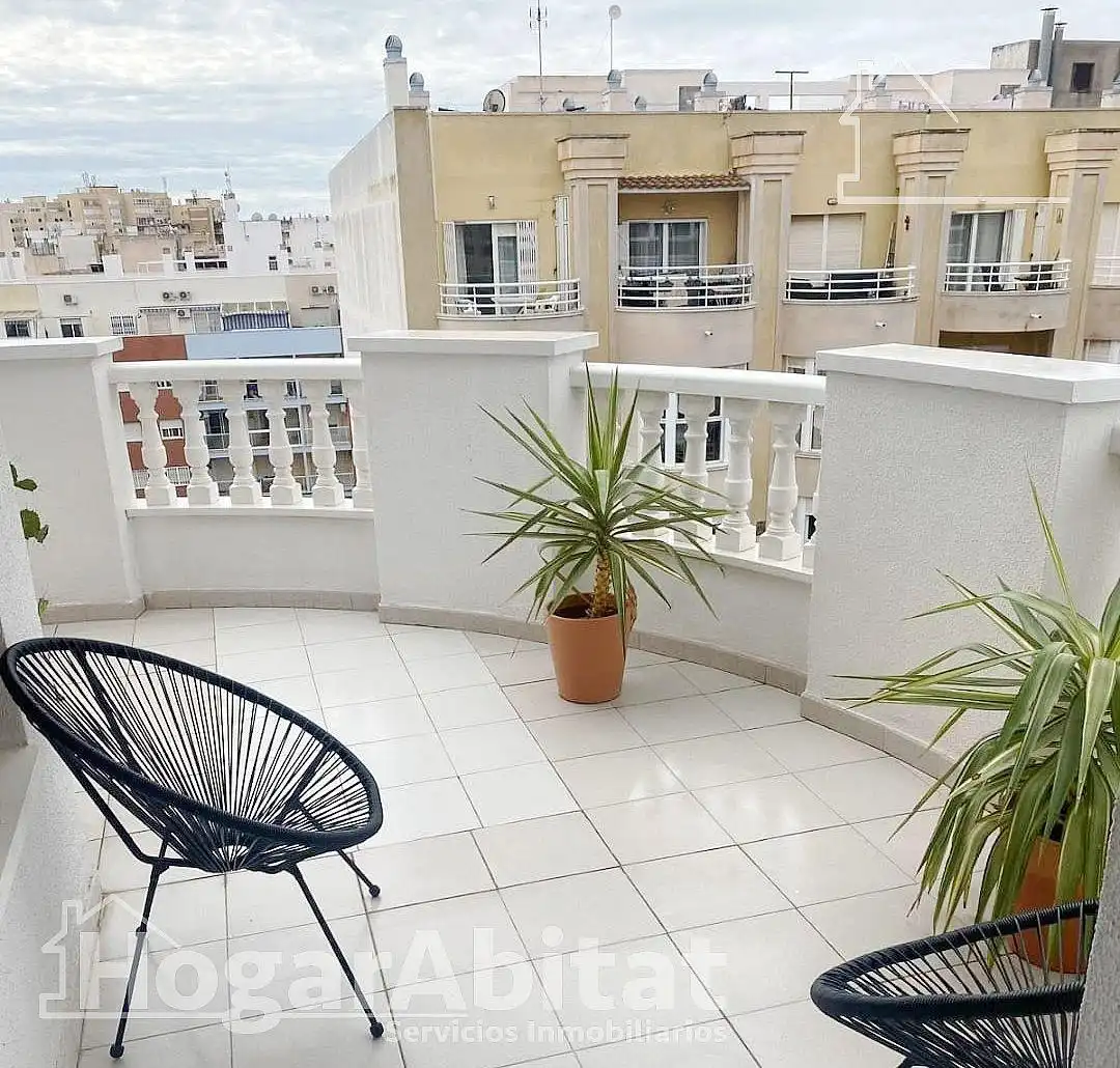 Àtic amb piscina en venda a Avenida Habaneras de las, imagen 4