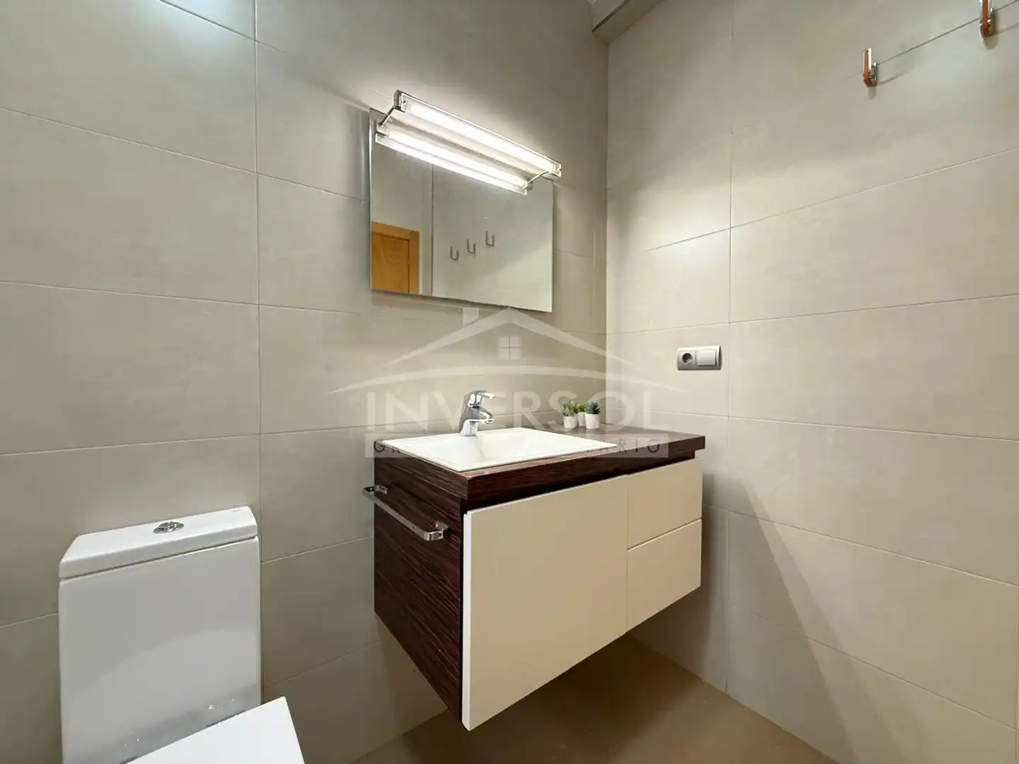 Baño de Piso en venta en El Ejido con Aire acondicionado, Calefacción y Amueblado