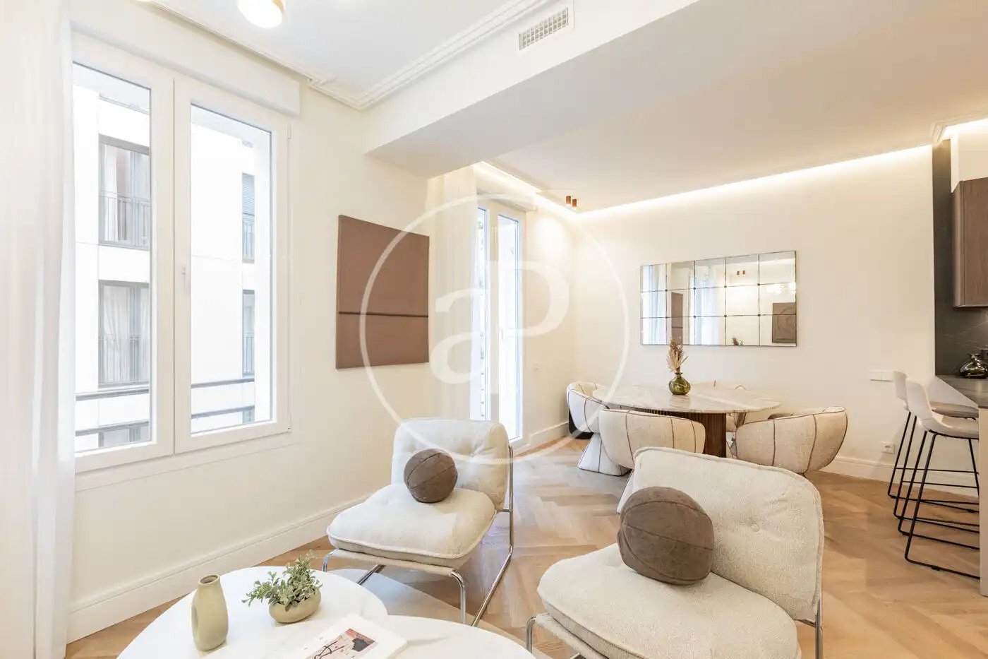 Appartamento con terrazza in vendita a Calle de Viriato, imagen 8