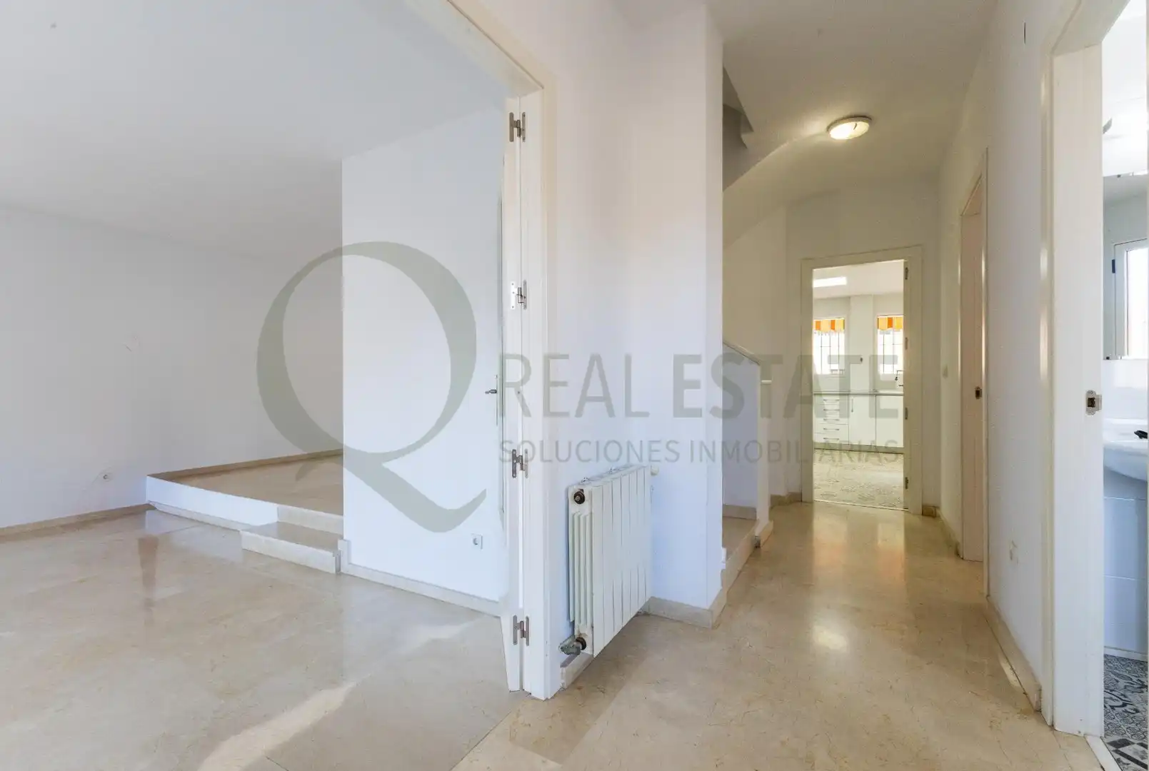 Casa o chalet en venta en Alicante / Alacant con Jardín privado, Terraza y Trastero