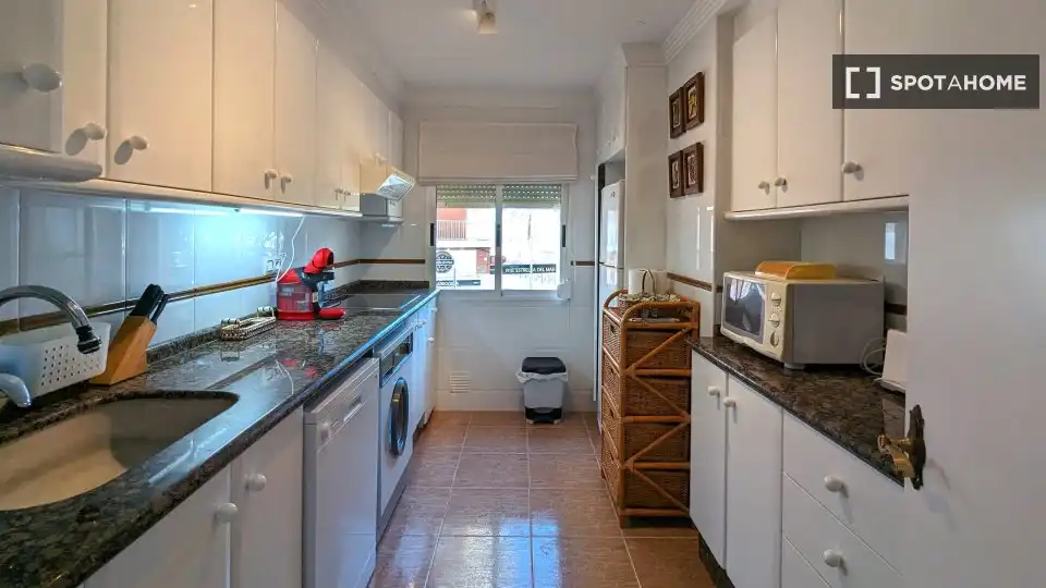 Cocina de Piso de alquiler en Cullera con Aire acondicionado, Calefacción y Amueblado