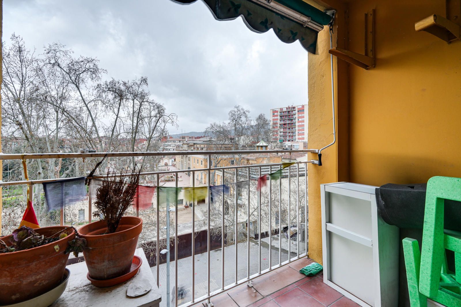 Terrasse von Wohnung zum Verkauf in Sant Feliu de Llobregat mit Klimaanlage, Heizung und Parkett