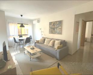 Living room of Flat to rent in  Valencia Capital  with Air Conditioner, Furnished and Balcony