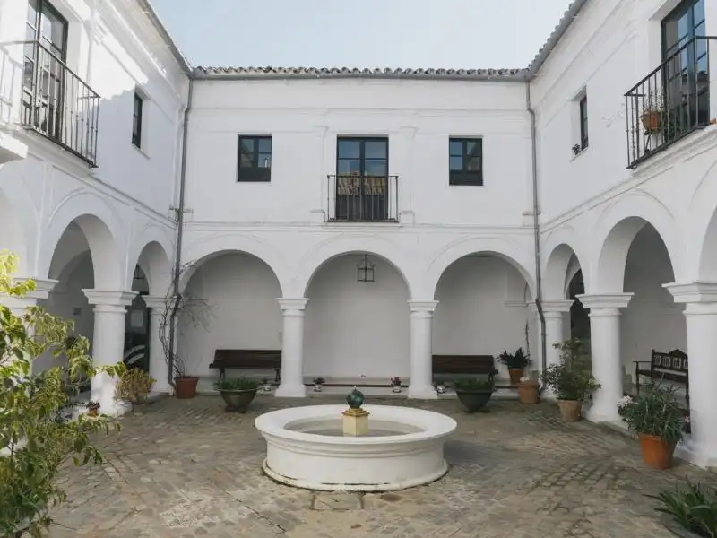 Vista exterior de Casa o xalet en venda en Cazalla de la Sierra amb Jardí privat, Traster i Piscina