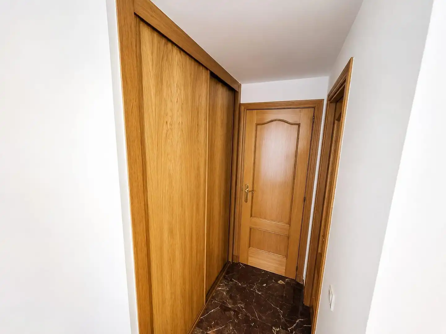 Flat for sale in Zaragoza  with Air Conditioner, Heating and Balcony
