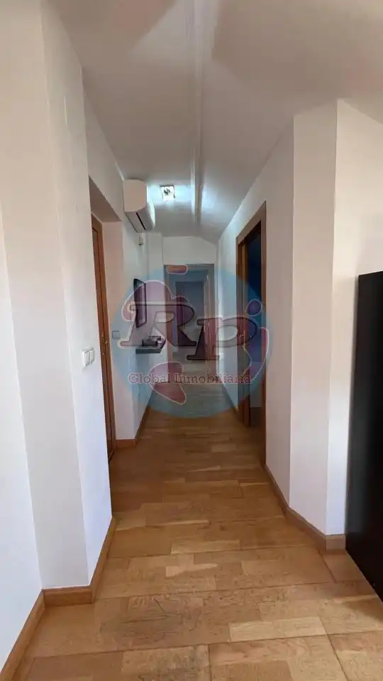 Wohnung zum Verkauf in Astorga mit Klimaanlage, Heizung und Parkett