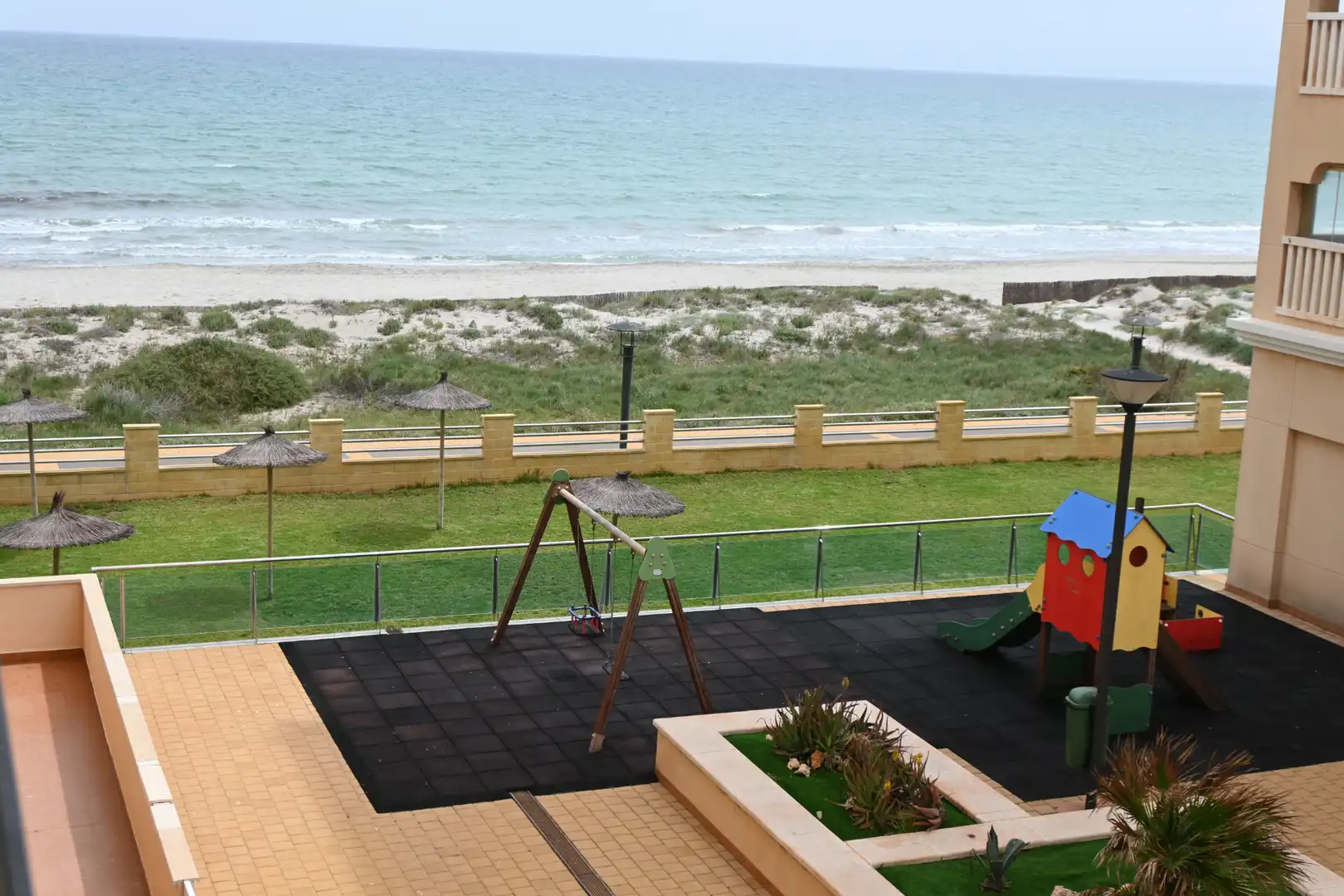 Terrasse von Wohnungen zum Verkauf in La Manga del Mar Menor mit Klimaanlage, Heizung und Terrasse