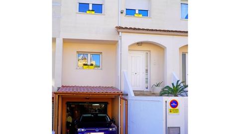 Foto 2 de Casa adosada en venda a N/a, Riells, Girona