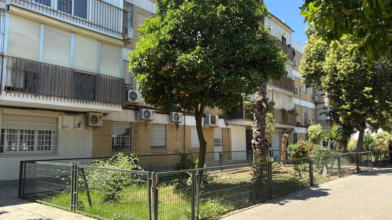 Außenansicht von Wohnung zum Verkauf in Sevilla
