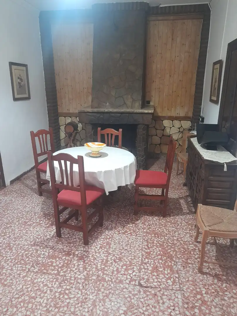 Casa o chalet en venta en Brenes con Aire acondicionado, Jardín privado y Piscina
