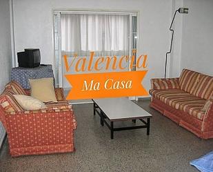 Bedroom of Flat to rent in  Valencia Capital  with Air Conditioner, Terrace and Furnished