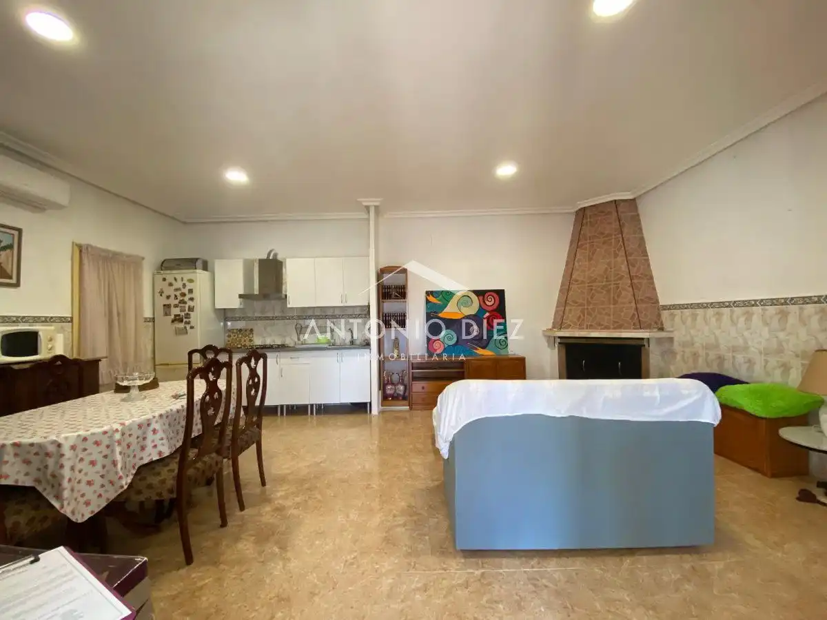 Wohnzimmer von Country house zum Verkauf in Aspe mit Klimaanlage, Terrasse und Abstellraum