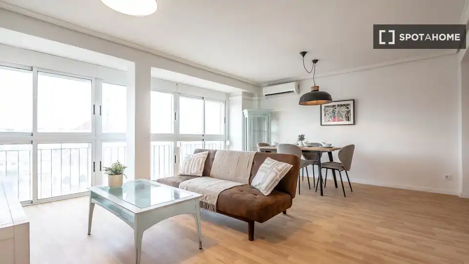 Flat for rent in Valencia, Valencia