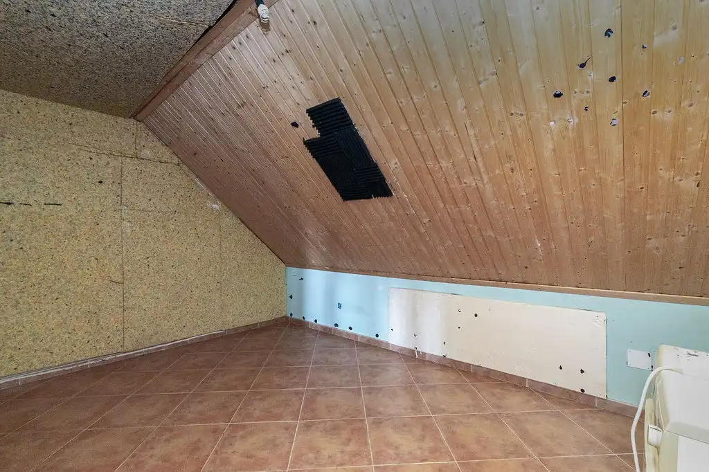 Casa aparellada amb piscina en venda a C/ Veguilla, imagen 23