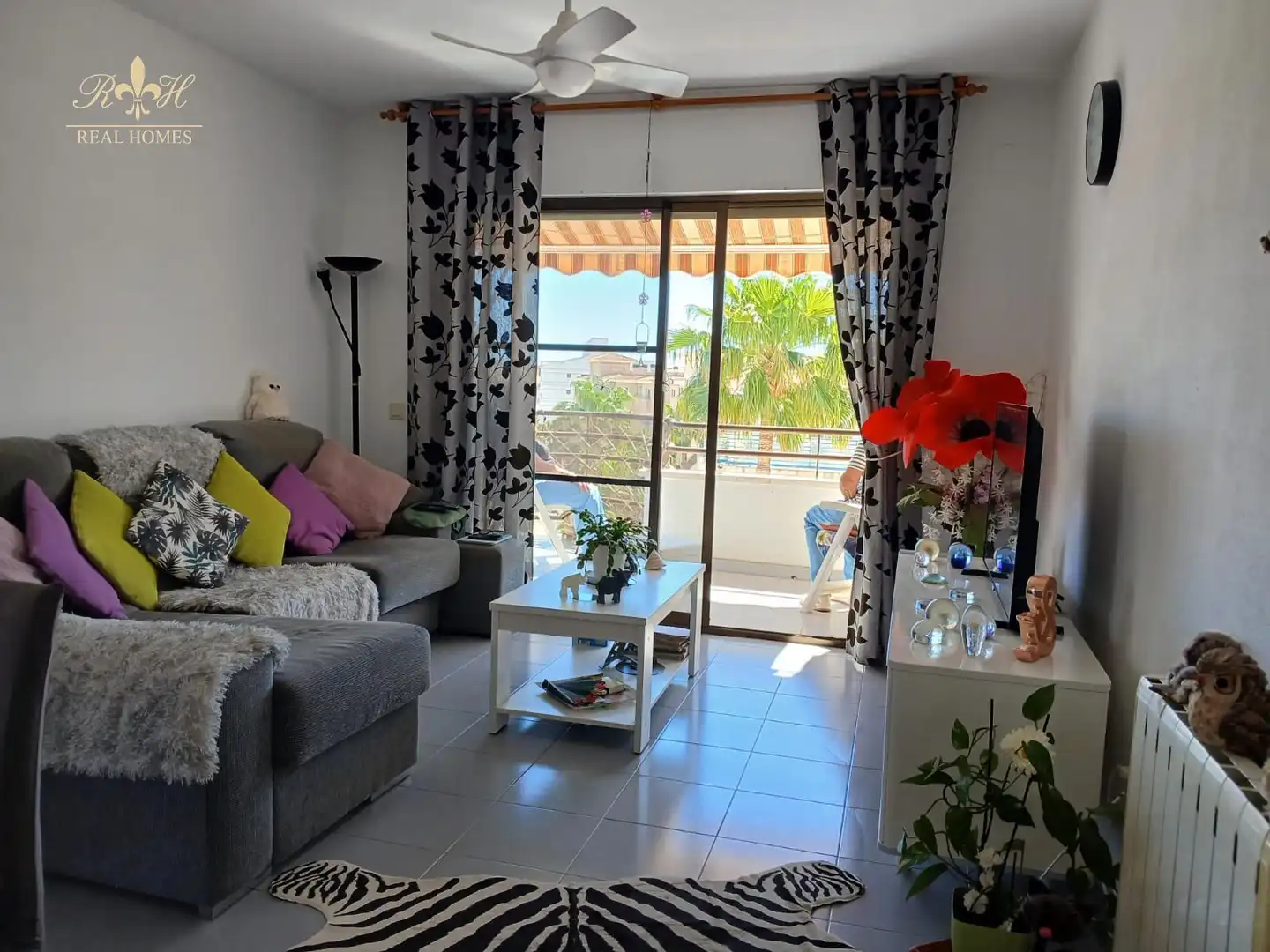 Living room of Flat for sale in L'Alfàs del Pi  with Swimming Pool and Community pool