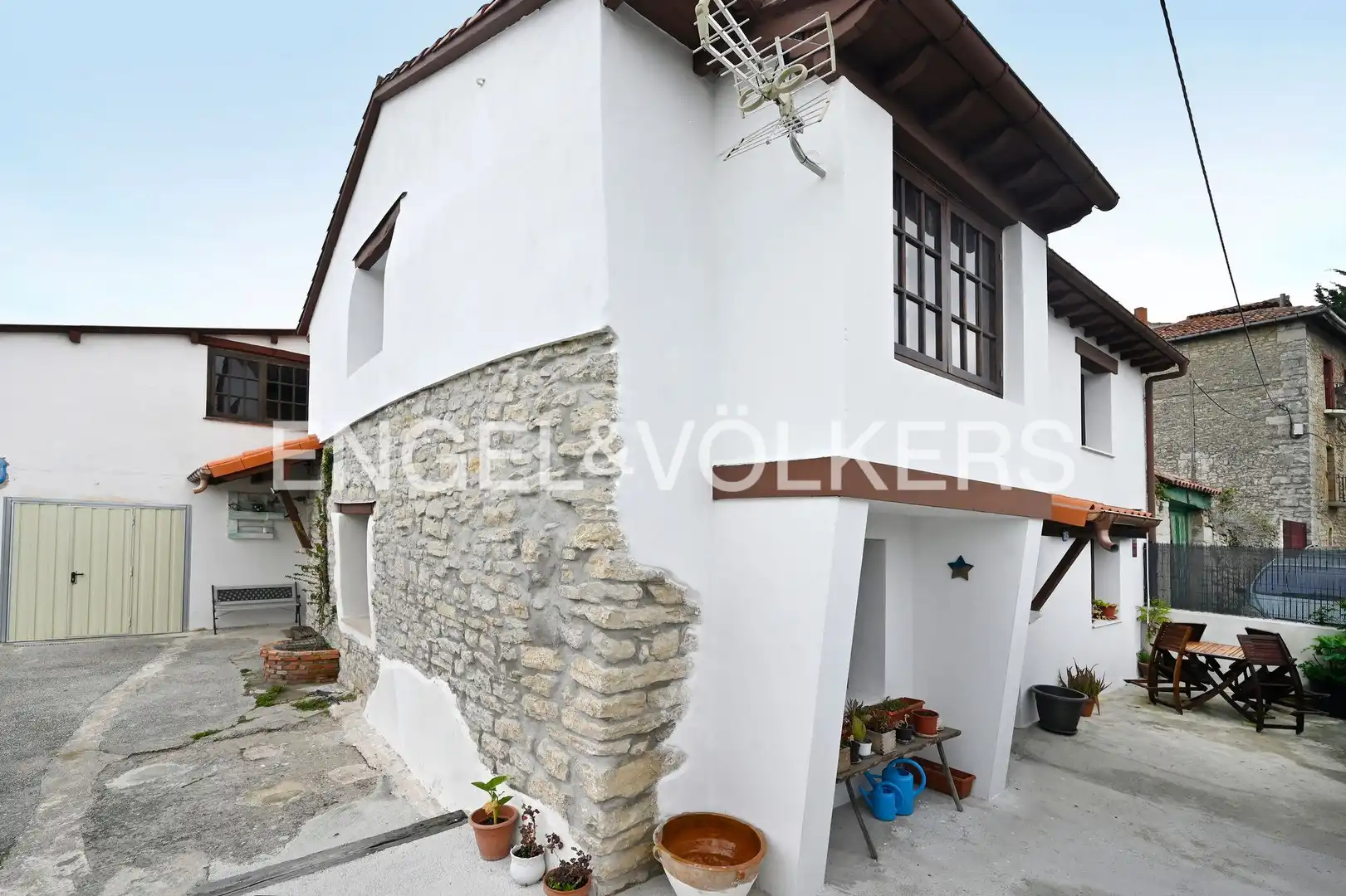 Vista exterior de Casa o chalet en venta en Suances con Calefacción y Jardín privado