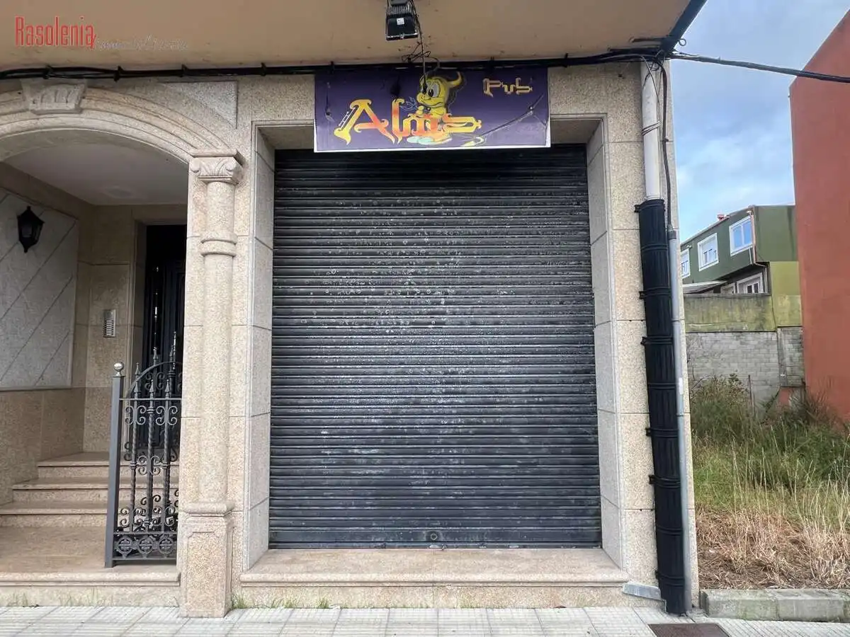 Local en venda en Ponteceso amb Moblat