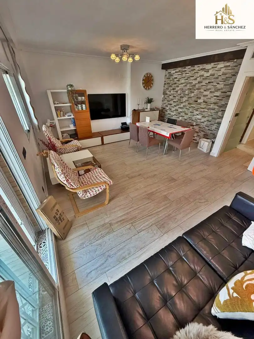 Living room of Houses for sale in Alicante / Alacant  with Air Conditioner, Heating and Private garden