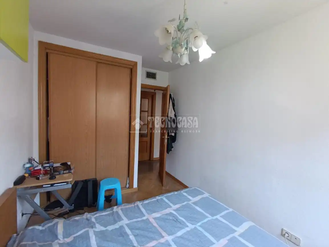 Habitación de Piso en venta en Madrid con Aire acondicionado y Calefacción