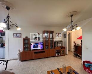 Living room of Flat for sale in  Santa Cruz de Tenerife Capital  with Terrace and Furnished