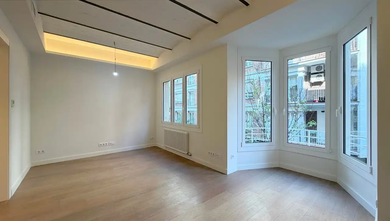 Sala de estar de Piso en venta en Barcelona con Aire acondicionado y Calefacción