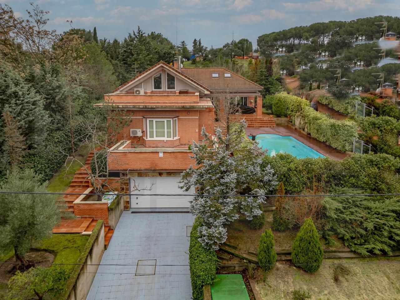 Exterior view of House or chalet for sale in Torrelodones  with Air Conditioner, Heating and Private garden