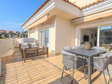 Apartament amb piscina en venda a Calle Aries S/N
