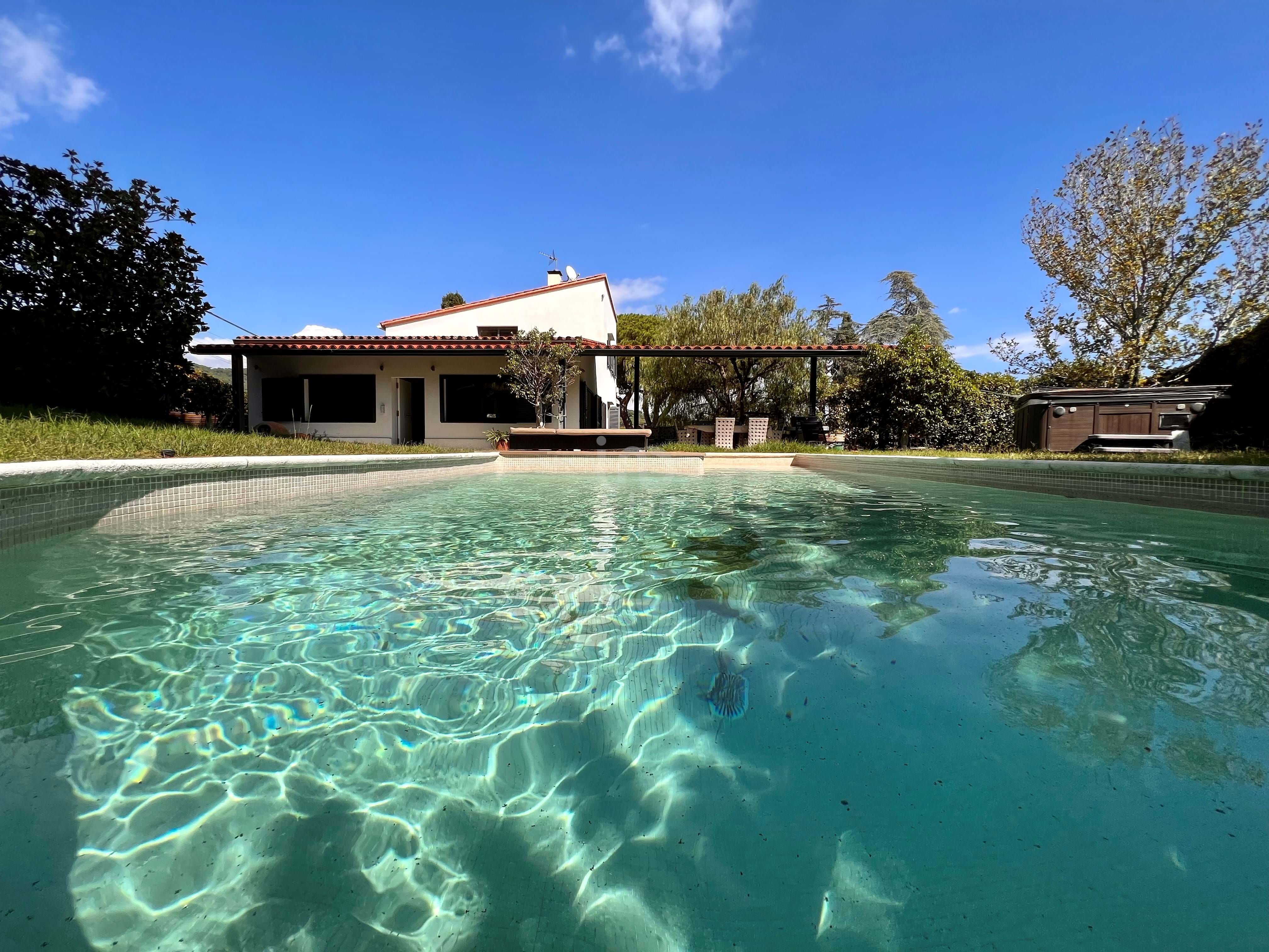 Swimming pool of House or chalet for sale in Cabrera de Mar  with Air Conditioner, Heating and Terrace