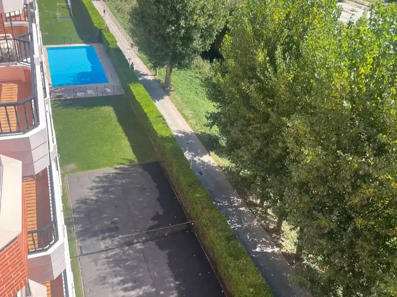 Schwimmbecken von Wohnung zur Miete in Brazomar