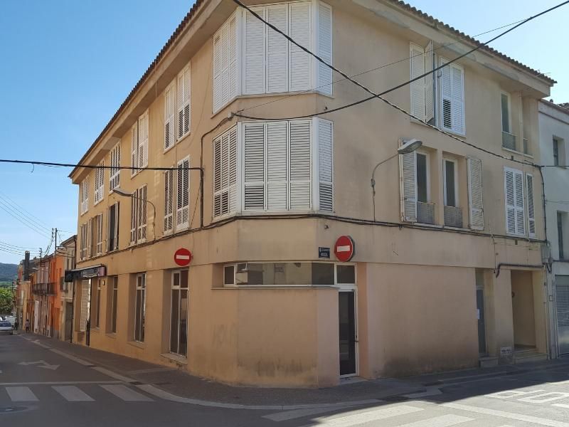 Vista exterior de Pis en venda en Llagostera