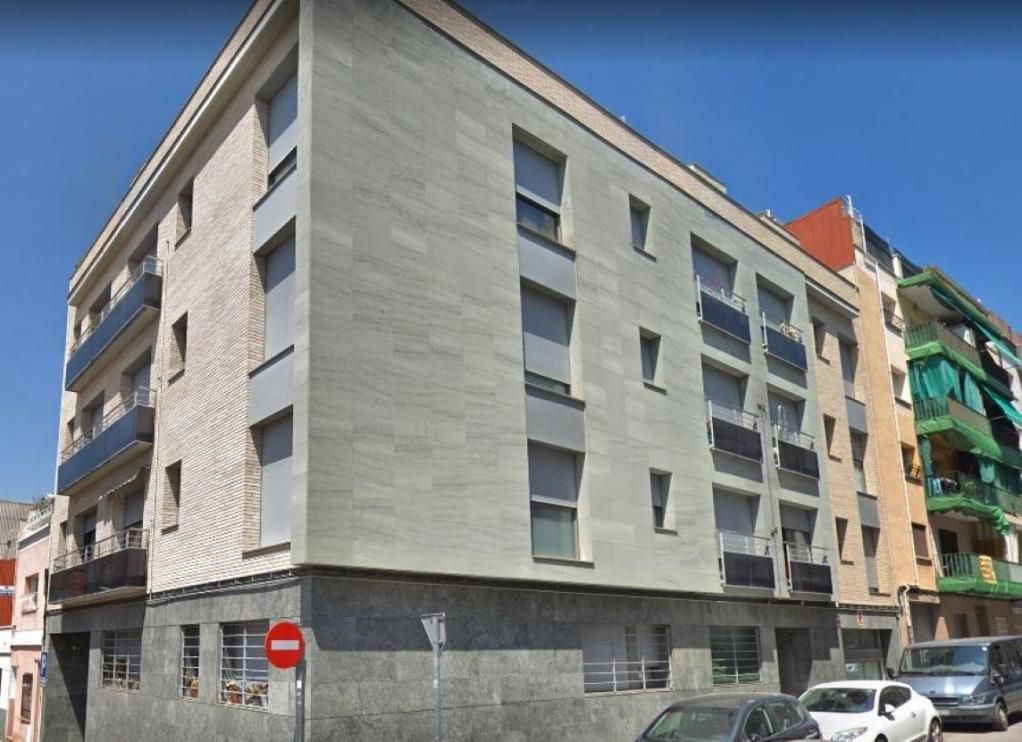 Vista exterior de Garatge en venda en Terrassa