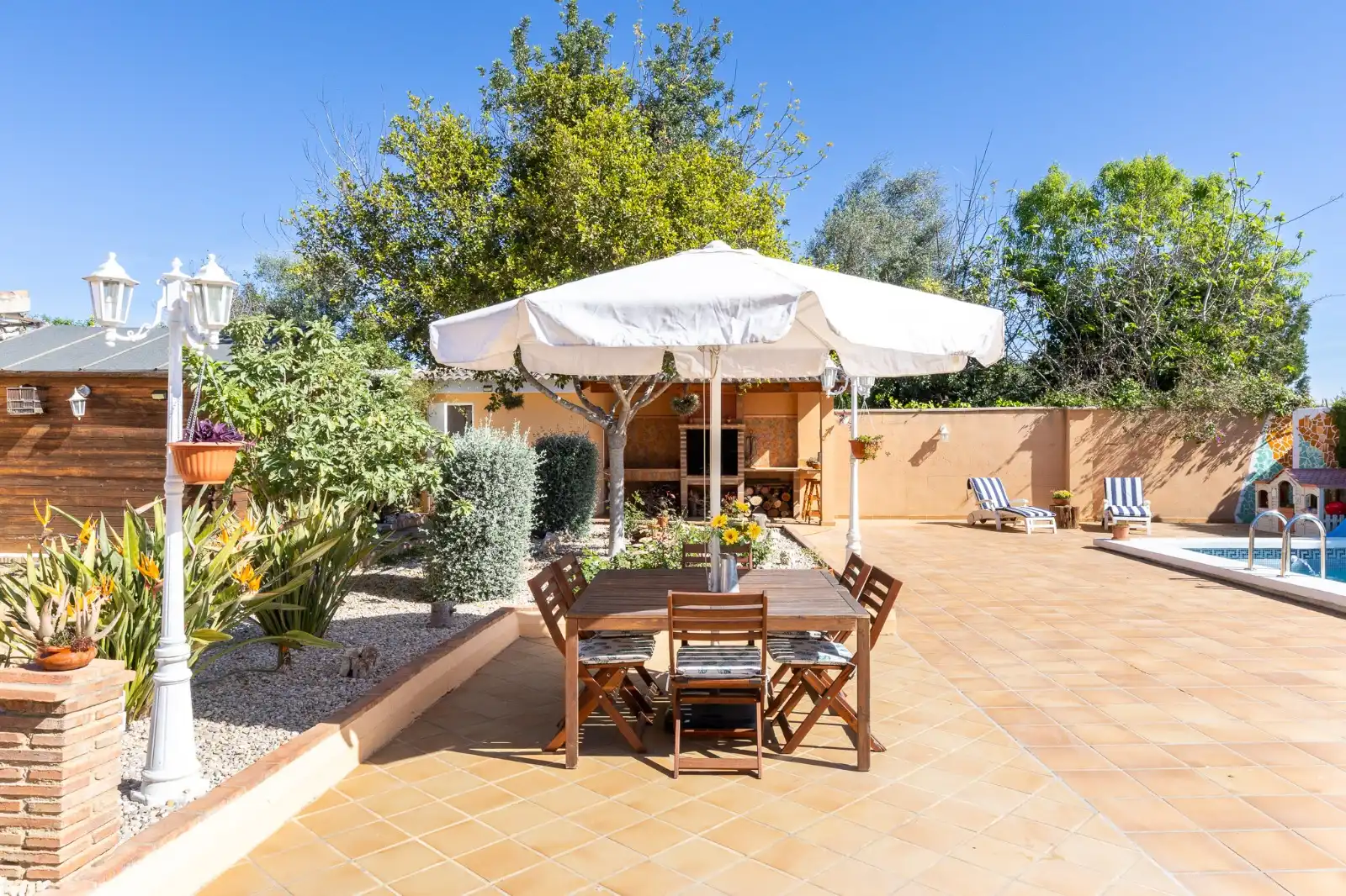 Terrassa de Casa o xalet en venda en Montserrat amb Aire condicionat, Calefacció i Jardí privat