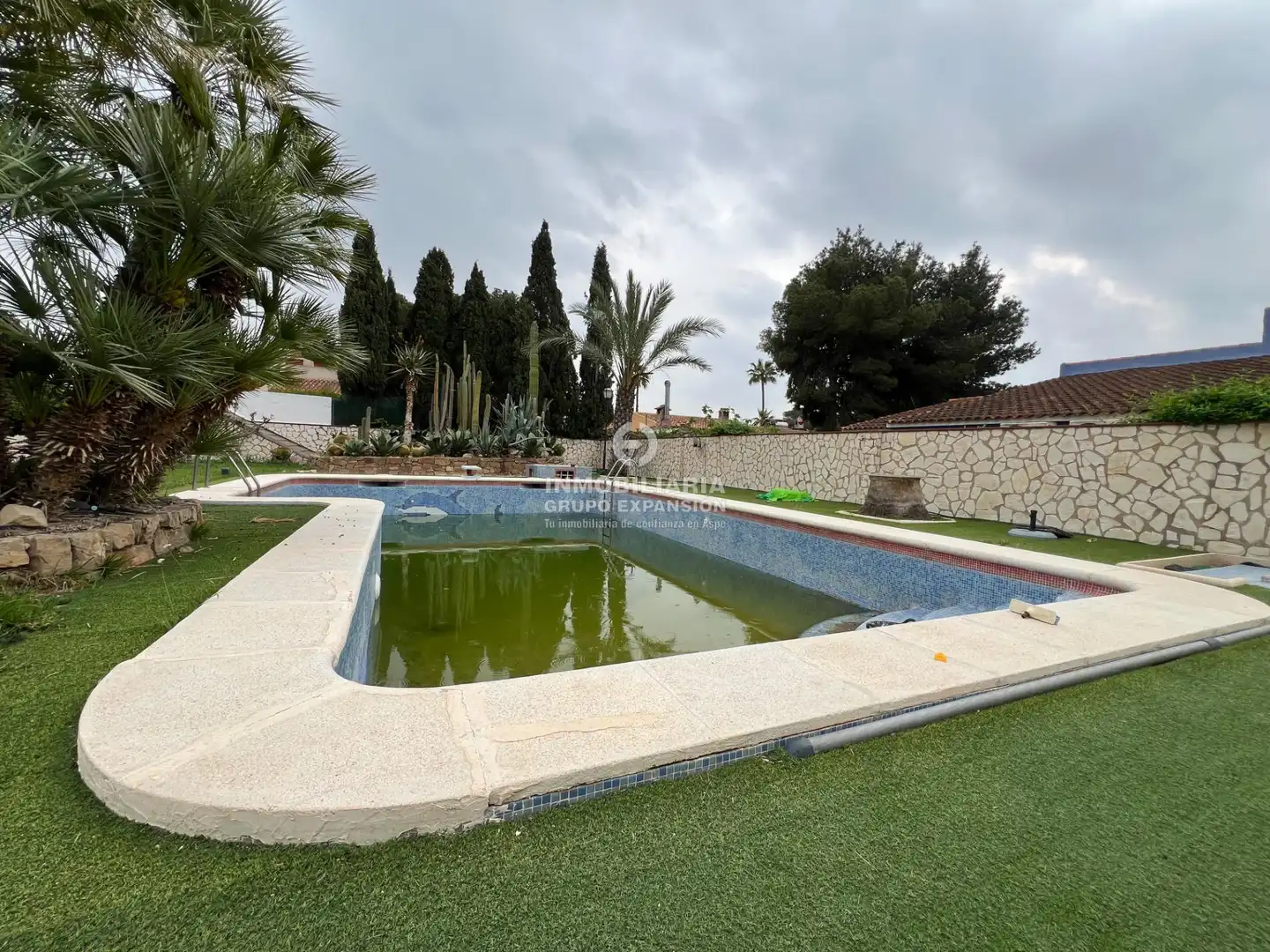 Swimming pool of Houses for sale in Alicante / Alacant  with Private garden, Terrace and Storage room