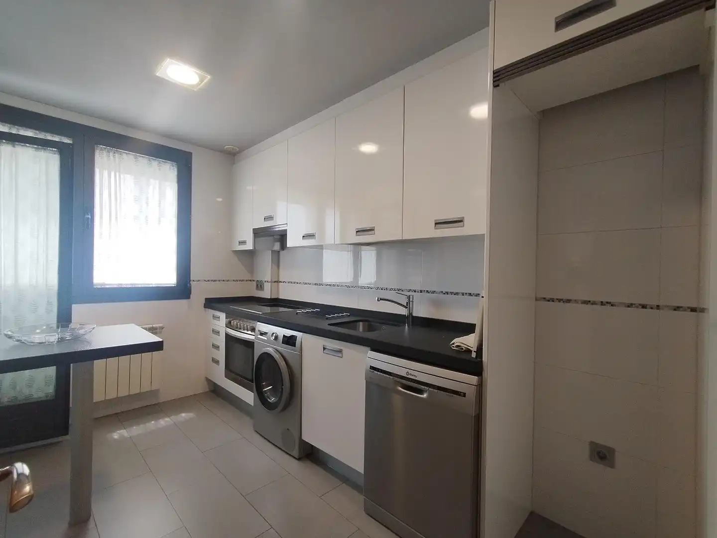 Cocina de Piso de alquiler en Valladolid con Calefacción, Parquet y Amueblado