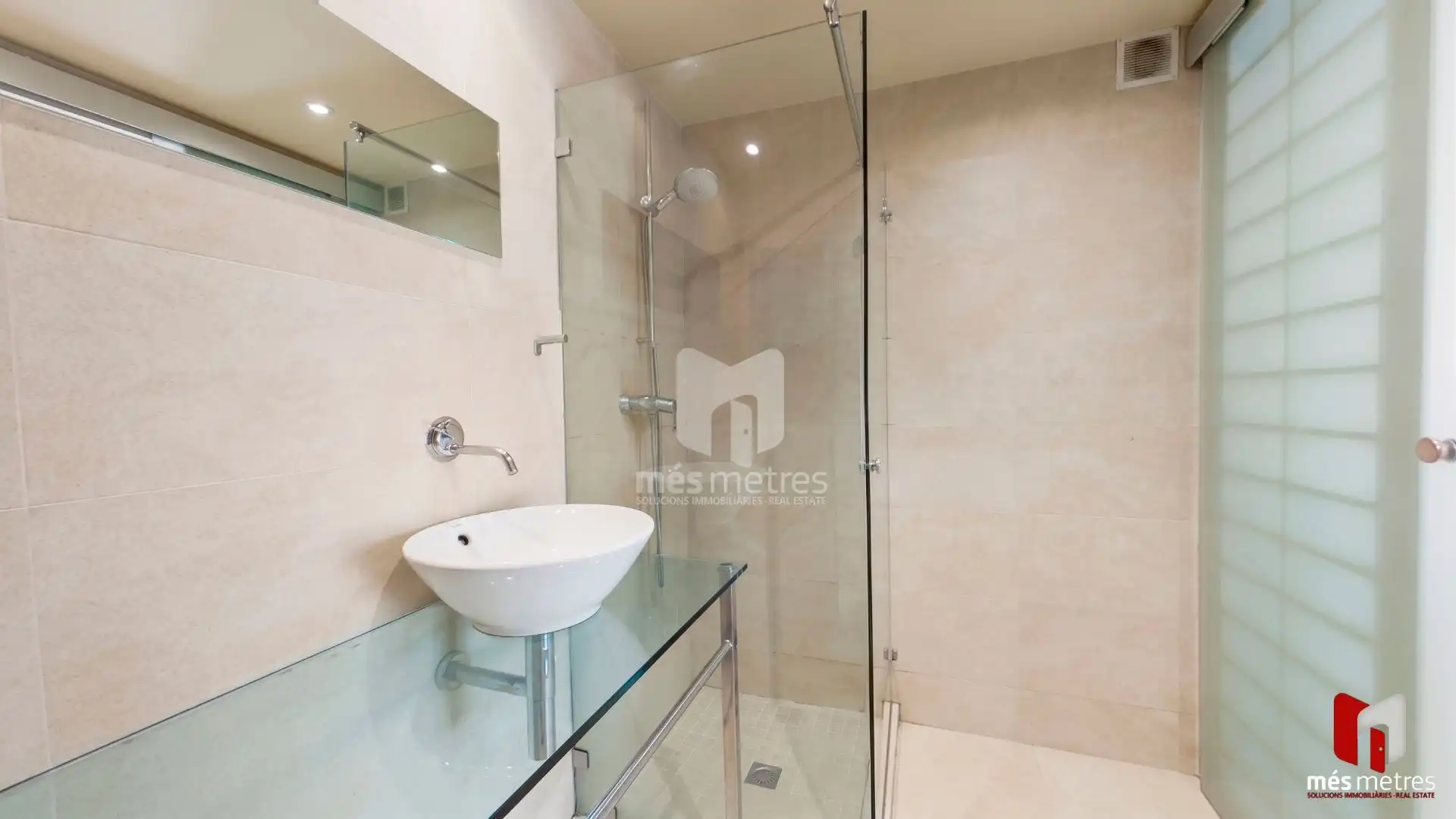 Bathroom of Flat for rent in Teià  with Heating, Private garden and Community pool