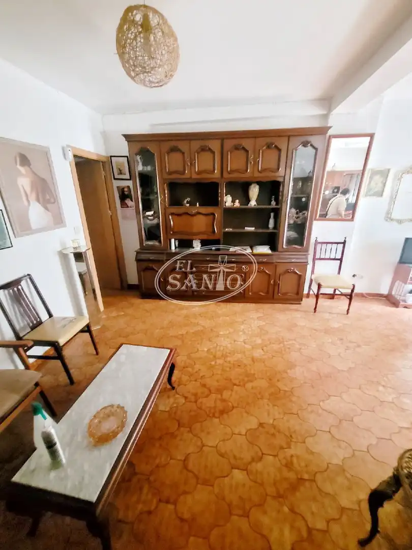 Sala d'estar de Pis en venda en  Córdoba Capital amb Aire condicionat, Traster i Moblat