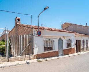 Exterior view of Single-family semi-detached for sale in Martín de la Jara